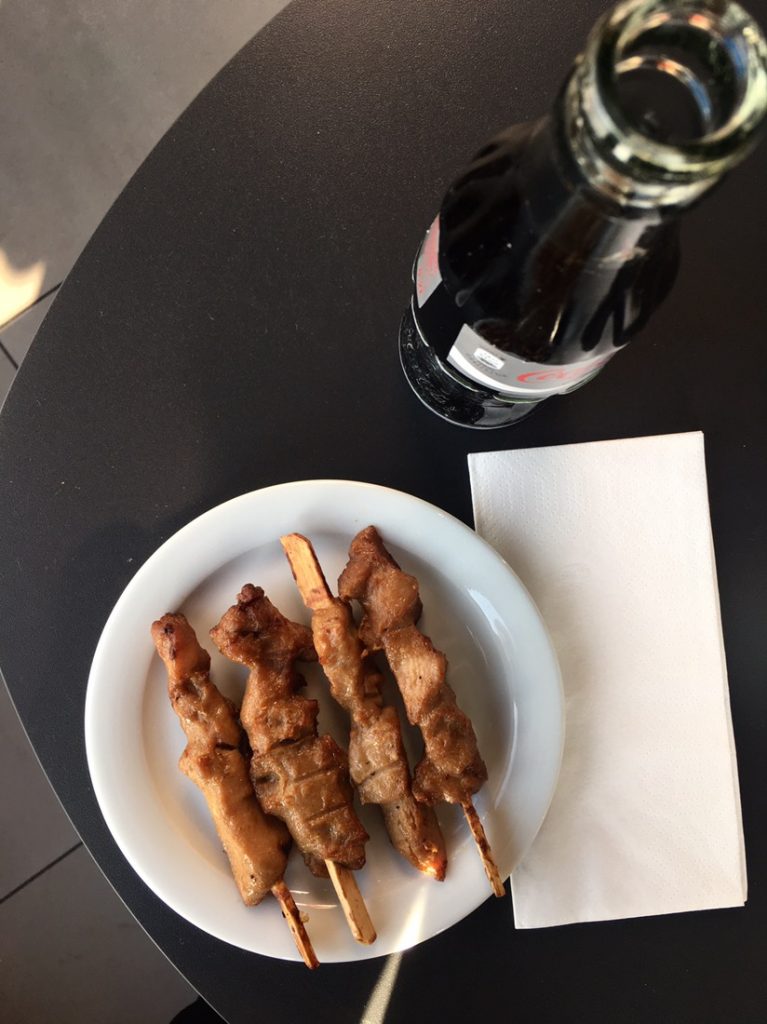 Hugo Junkers Lounge Buffet