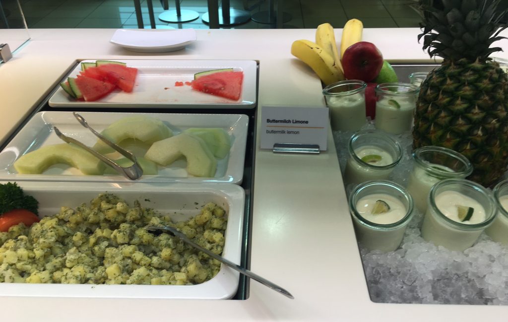 Review: Lufthansa Senator Lounge Düsseldorf (DUS)