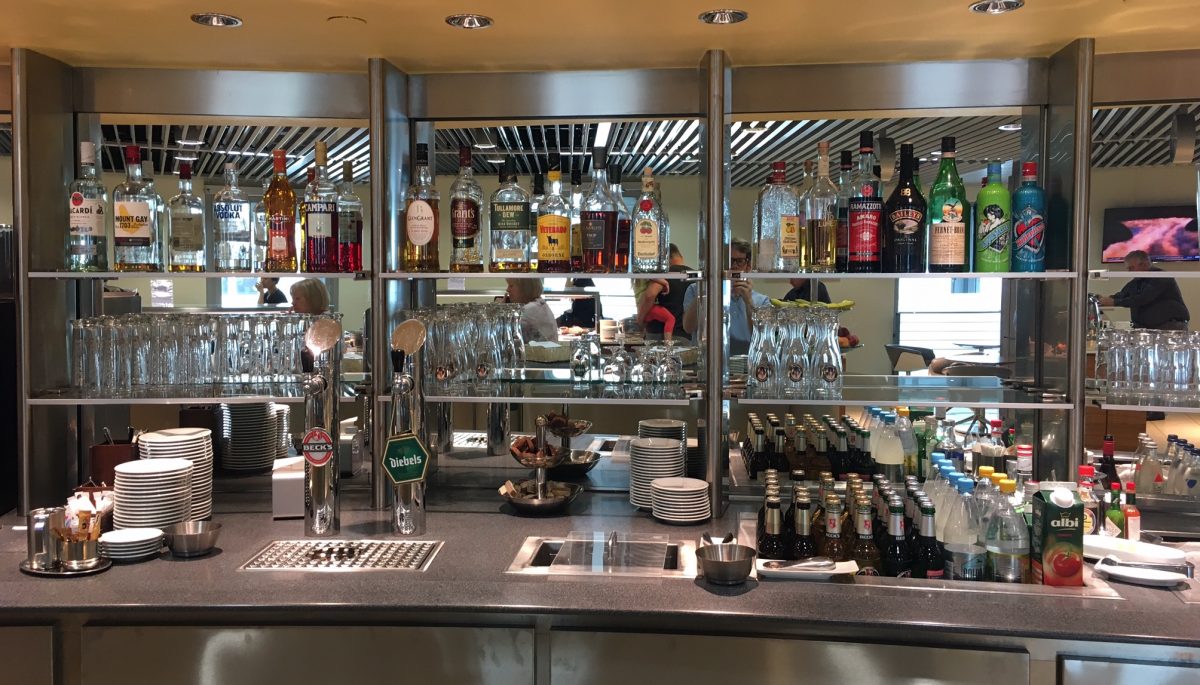 Lufthansa Senator Lounge Düsseldorf: Bewertung