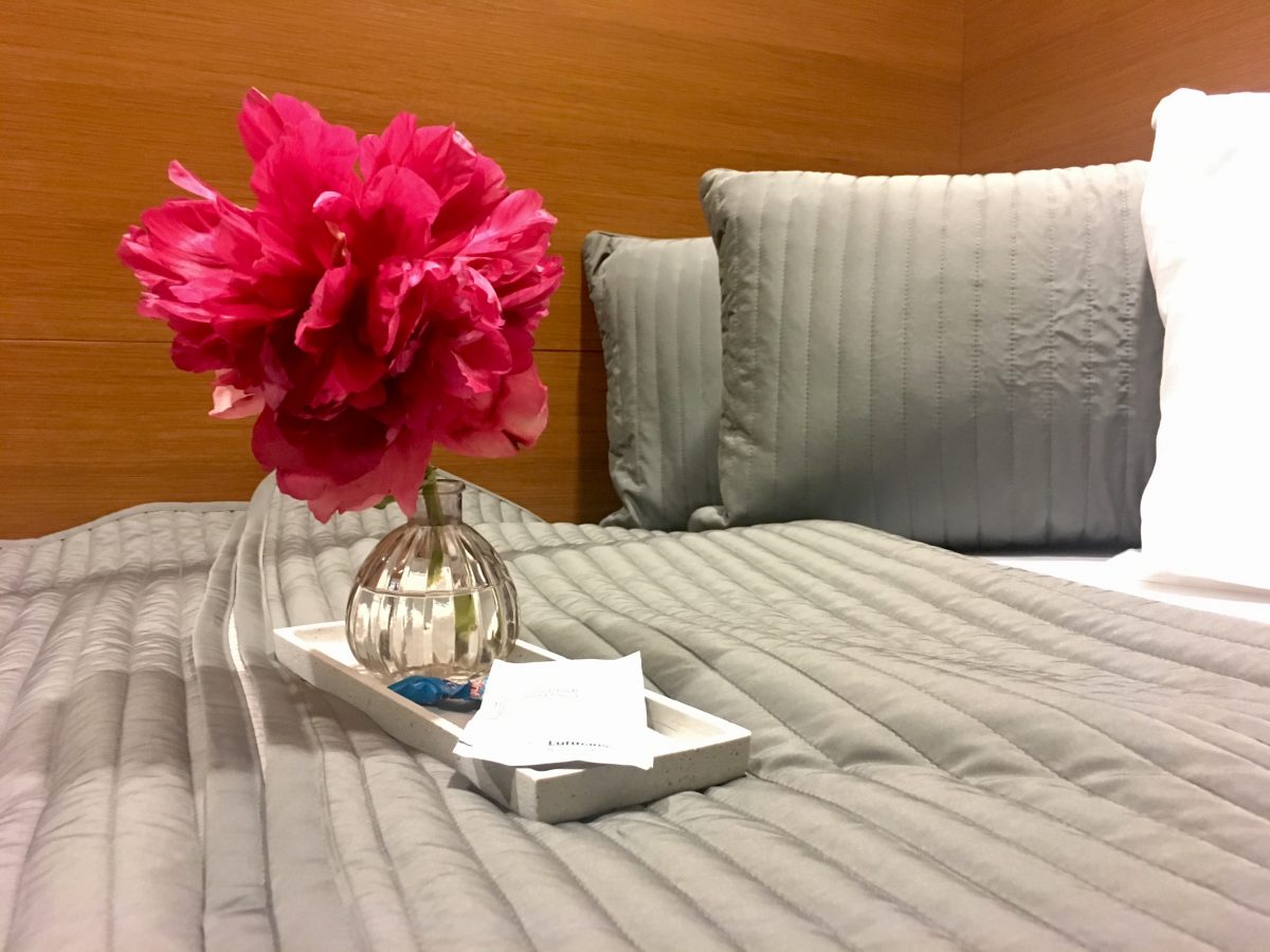 13000 Bonus-Meilen mit Miles & More Hotels & Cars Shell ClubSmart: Miles & More Meilen sammeln lufthansa first class terminal frankfurt fra