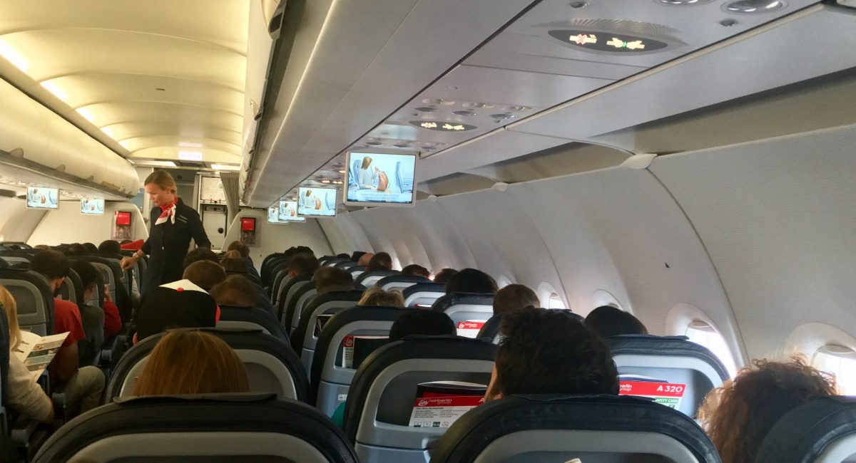 tlv txl airberlin air berlin airbus a320 320 economy xl-sitz xl seat ab8383 insolvenz verwalter rechtsanwalt christian otto berlin topbonus loyalty