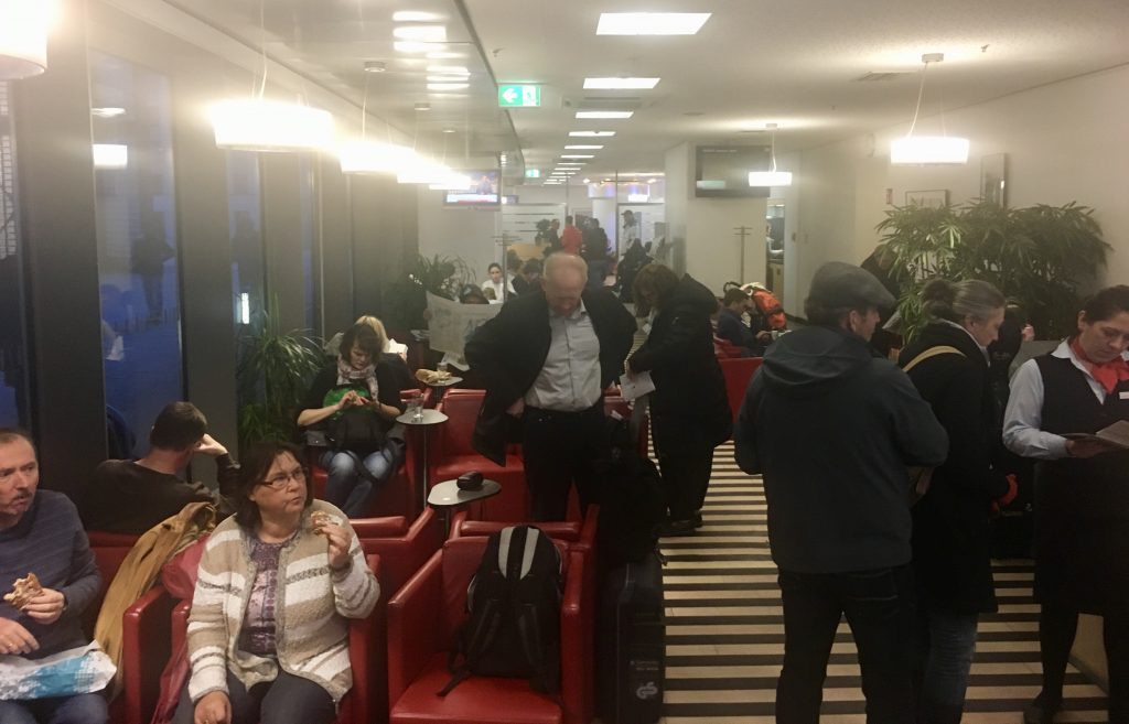 db lounge berlin hbf hauptbahnhof deutsche bahn 1. klasse bahn.comfort