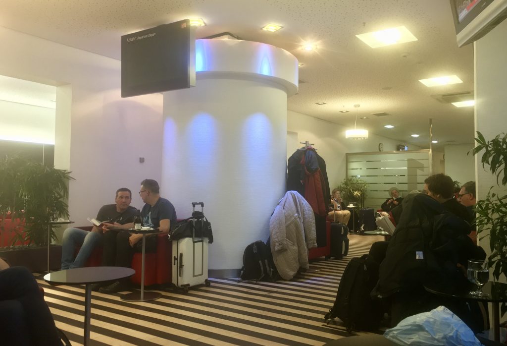 db lounge berlin hbf hauptbahnhof deutsche bahn 1. klasse bahn.comfort