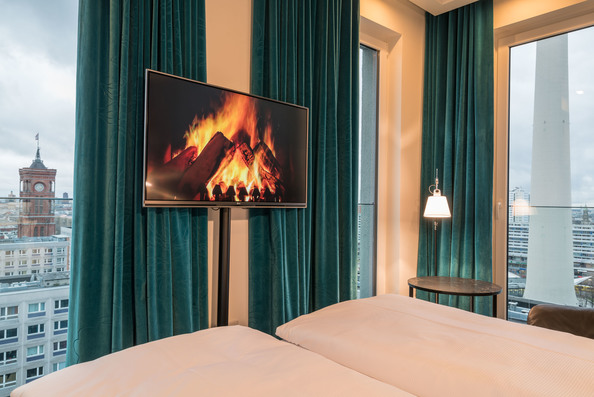 motel one berlin alexanderplatz