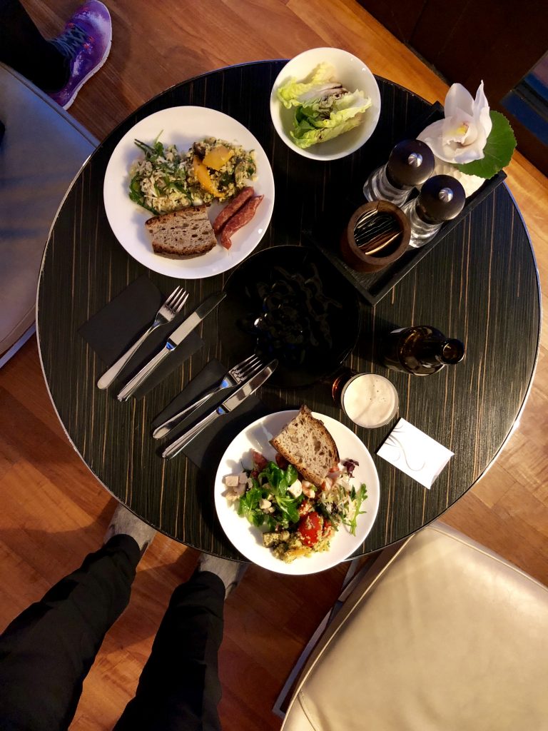 Bewertung: Hyatt Regency Düsseldorf medienhafen suite club