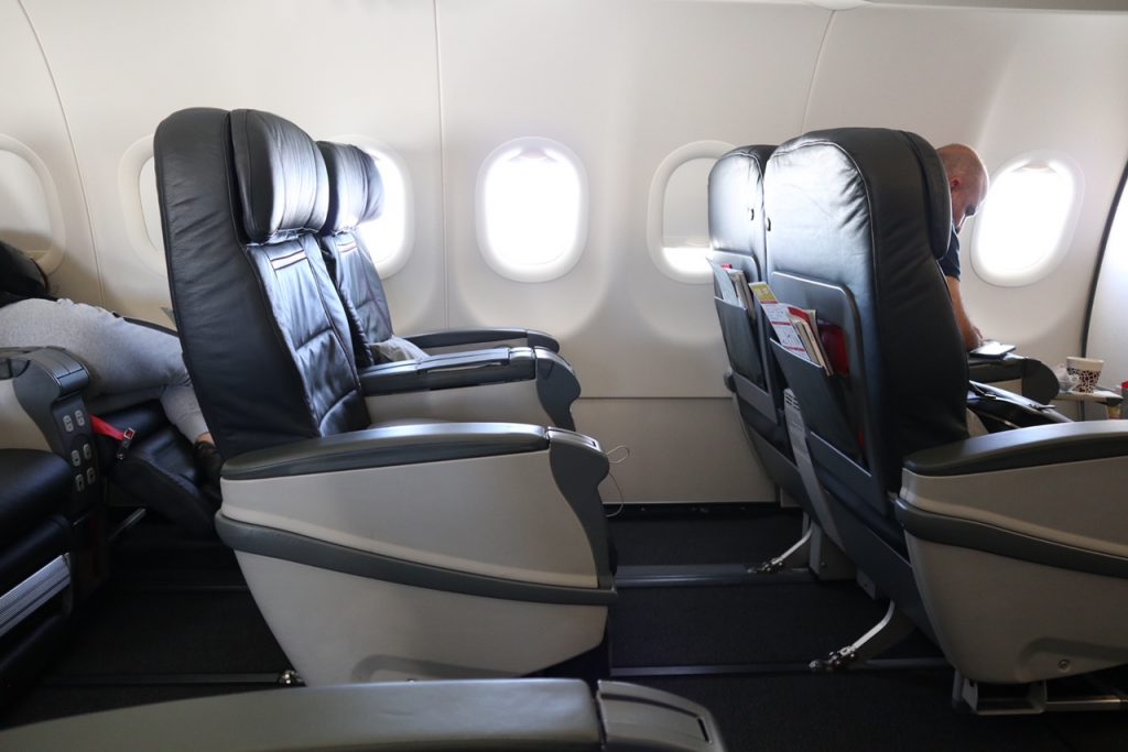 Review Bewertung Turkish Airlines Business Class A321 München - Istanbul mus ist regional regionale business class star alliance