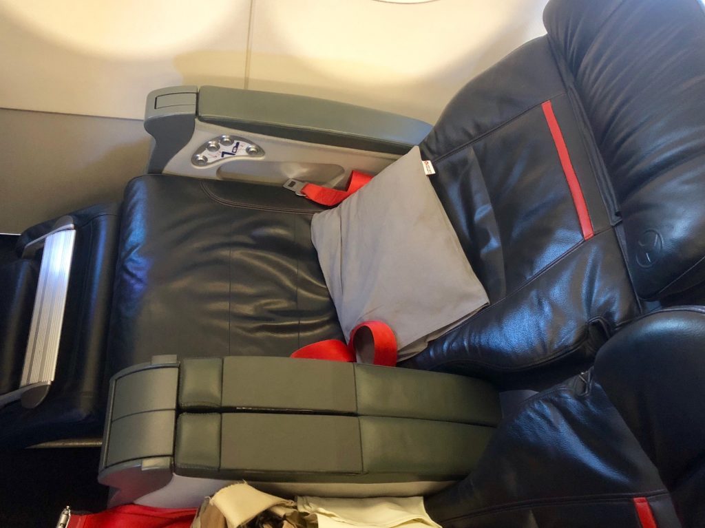 Review Bewertung Turkish Airlines Business Class A321 Istanbul münchen munich ist muc regional regionale business class star alliance tk1637