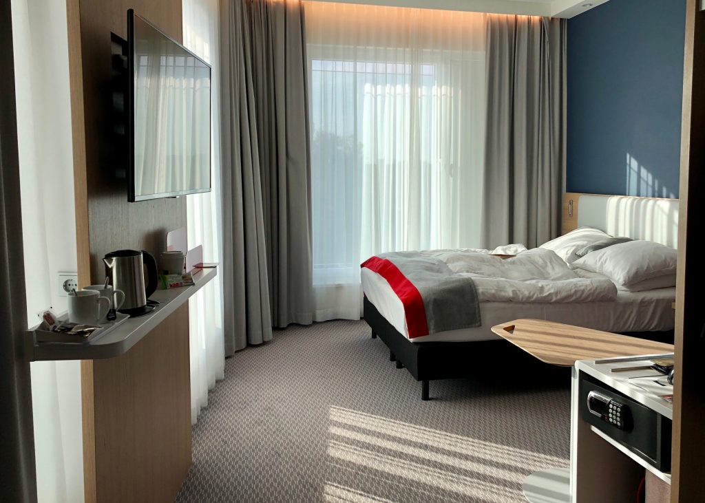 holiday inn express münchen city west munich ihg hiex hix eckzimmer zimmer room 426