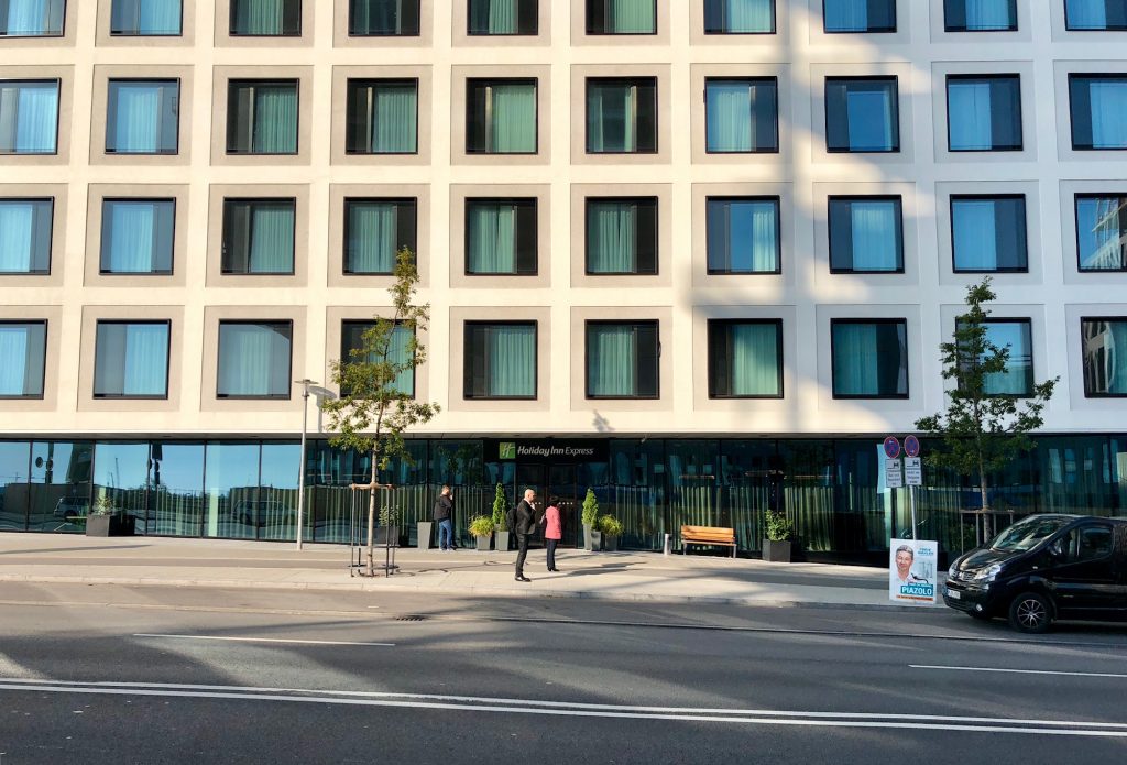 holiday inn express münchen city west munich ihg hiex hix außenansicht ansicht 426