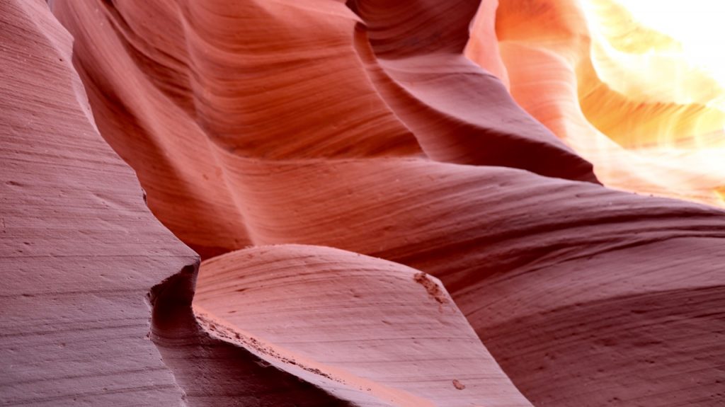 lower antelope canyon upper antelope canyon x page arizona navajo lake powell slot canyon