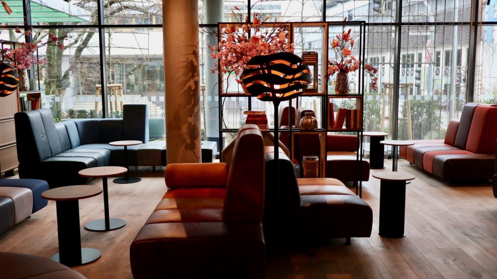holiday inn osnabrück ihg rewards club hotel open lobby