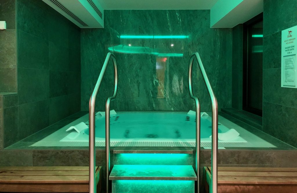 holiday inn osnabrück ihg rewards club hotel whirlpool
