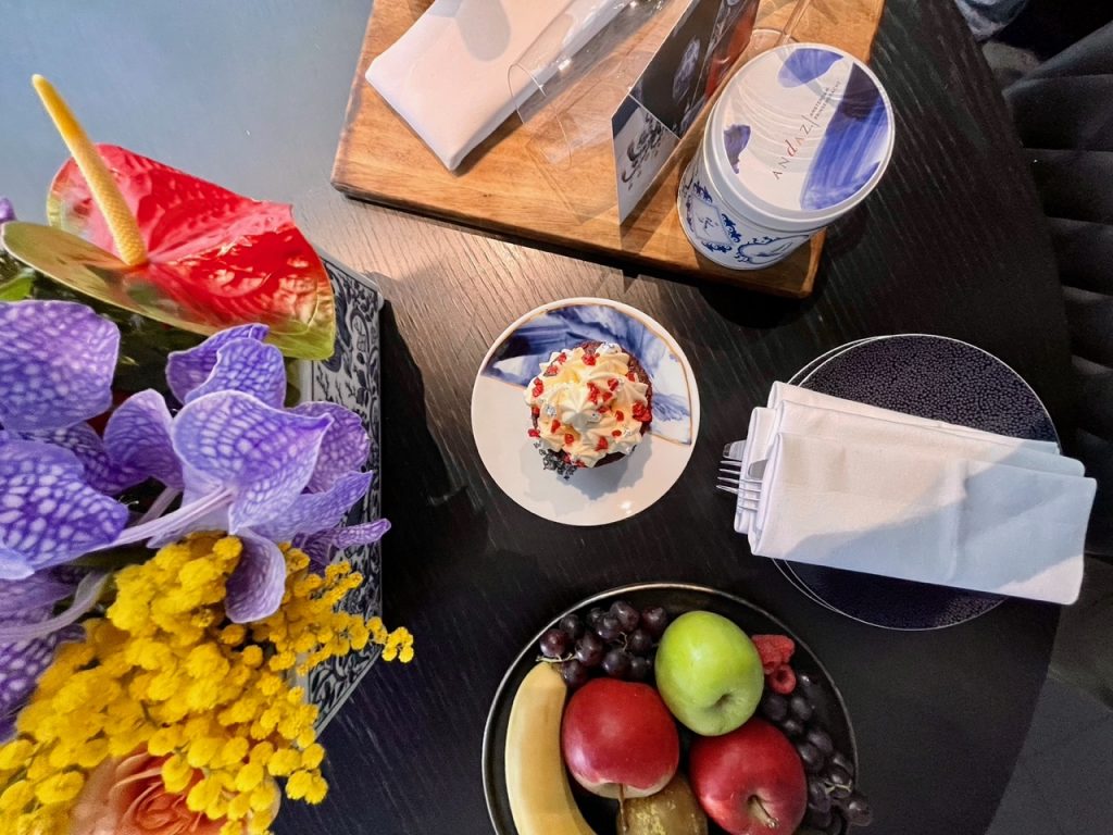 andaz amsterdam prinsengracht ams gracht world of hyatt woh globalist suite